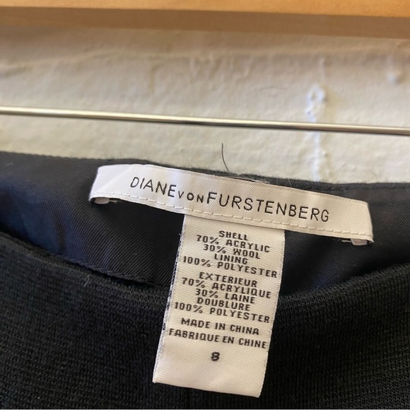 Diane Von Furstenberg || Pintucked Straight Leg Pants Wool Blend Black 8 - Picture 3 of 8